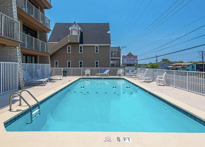 Holiday home Family-friendly 3br On 77th St Pool, Balcony & Walk To *